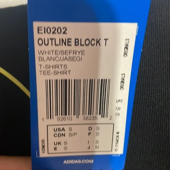 Adidas T-Shirt - Picture 5 of 5